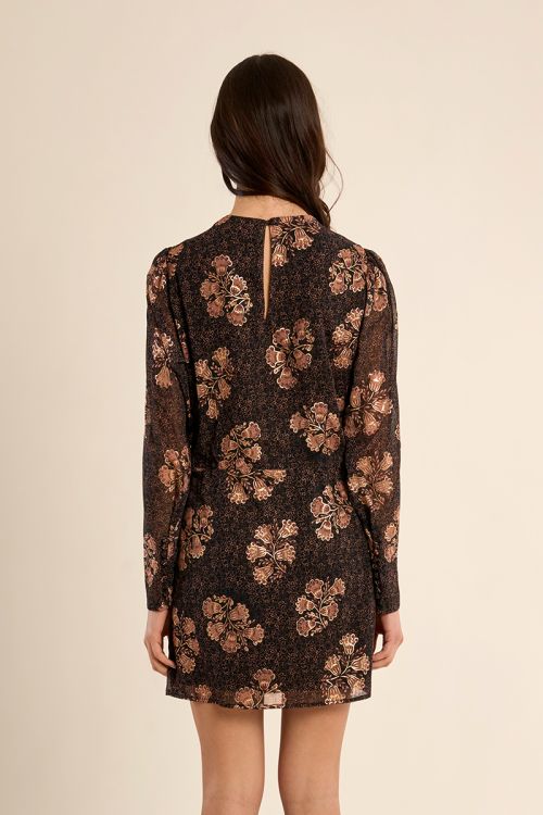 Short knotted dress, semi transparent