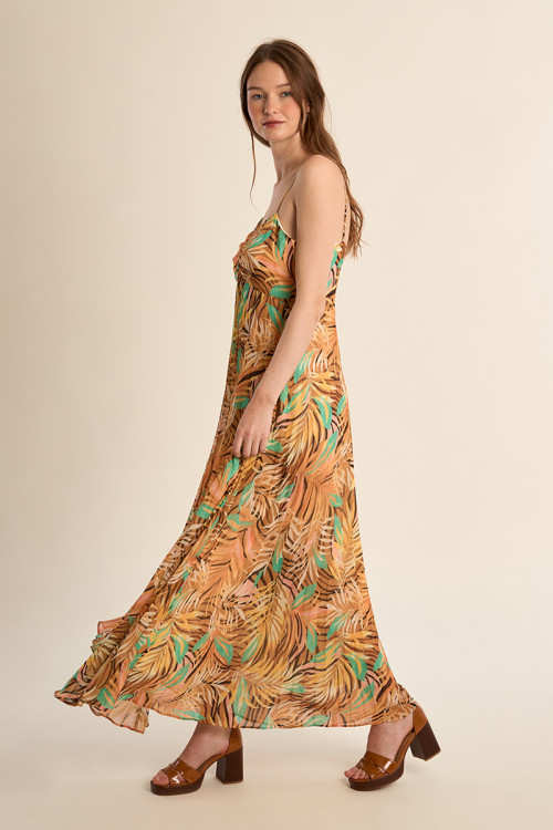 Vestido largo, de tirantes, con estampado.