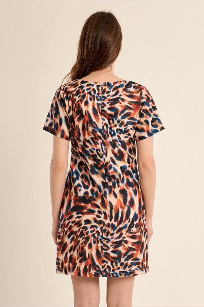 Short, straight dress, printed
