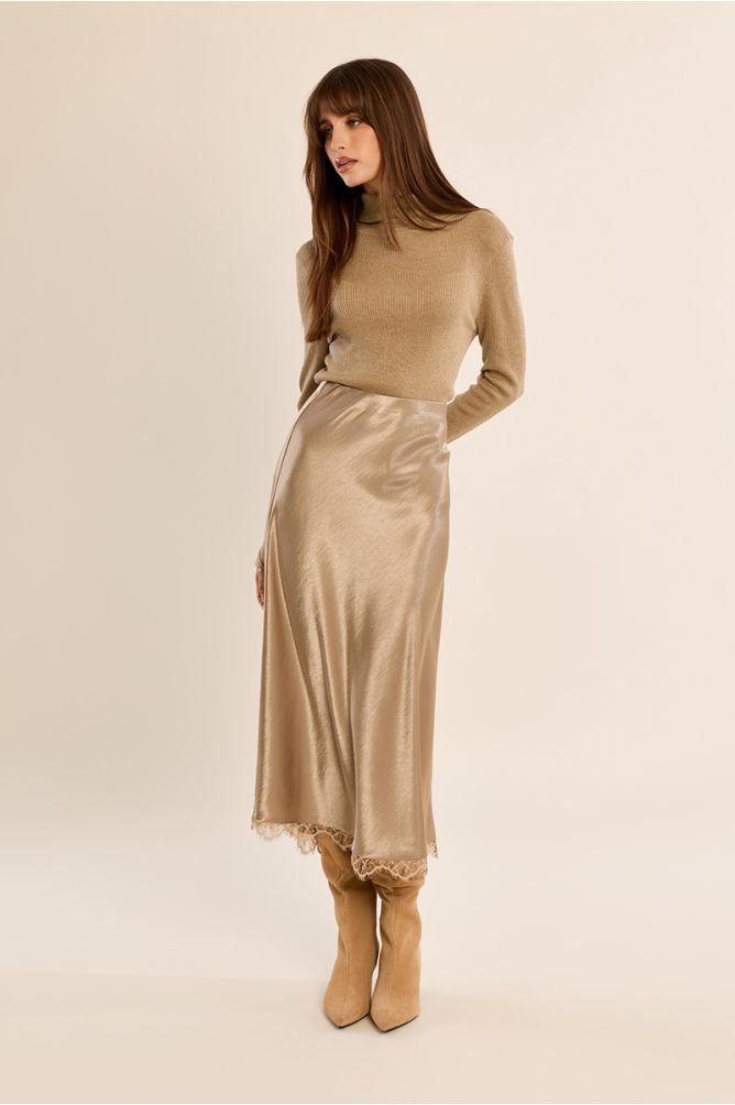 Satin skirt with lace finish