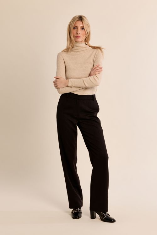 Pantalón largo perneras rectas