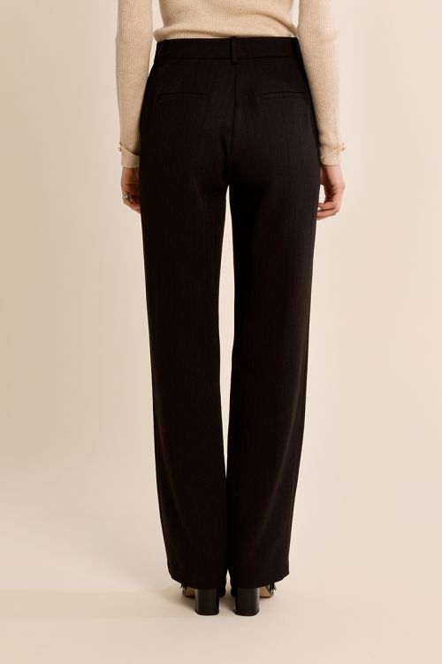 Pantalón largo perneras rectas