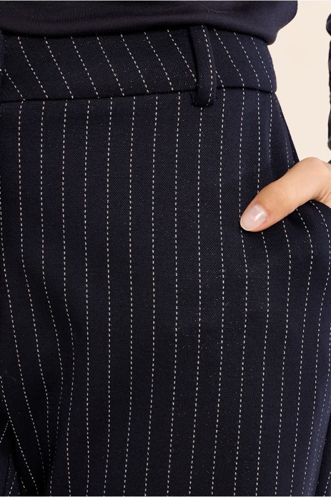 Pantalon tailleur droit, rayé