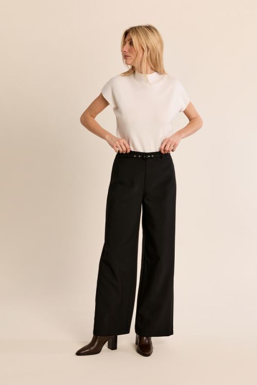 Pantalon jambes larges avec ceinture