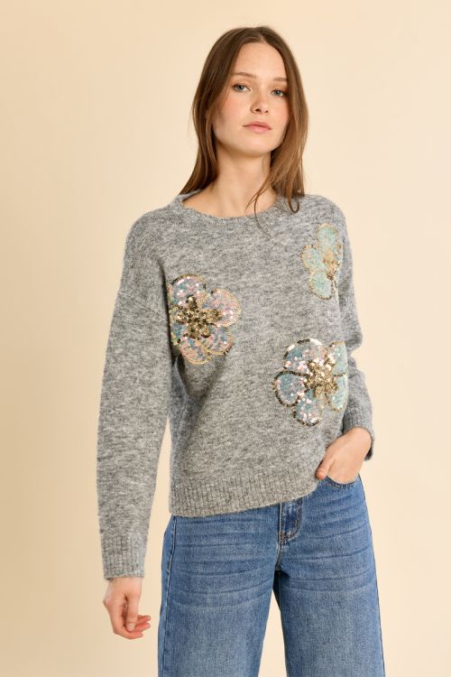 Knitted sweater, sequin flowers