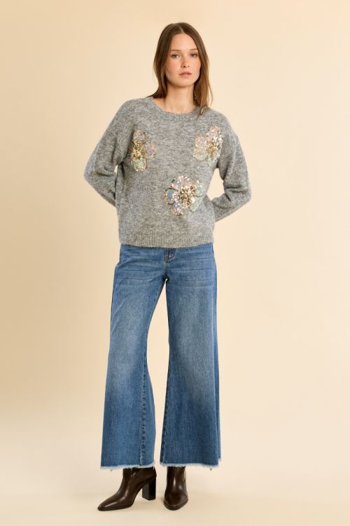 Pull en maille, fleurs en sequin