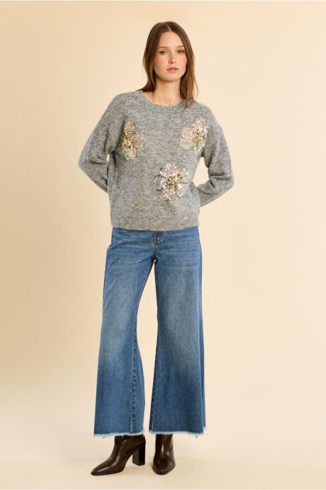Pull en maille, fleurs en sequin