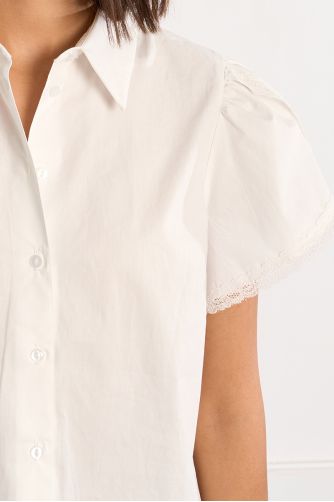 Short-sleeved shirt