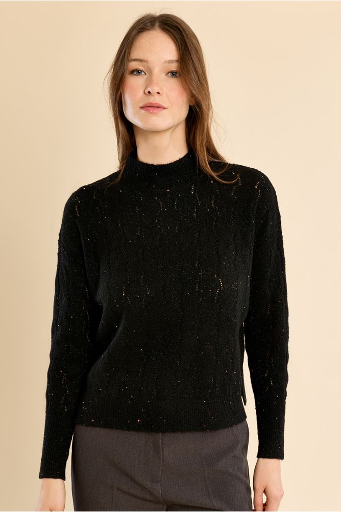 Pull en maille ajourée, col montant