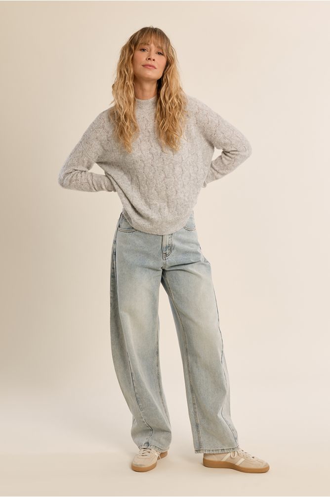 Pull en maille ajourée, col montant