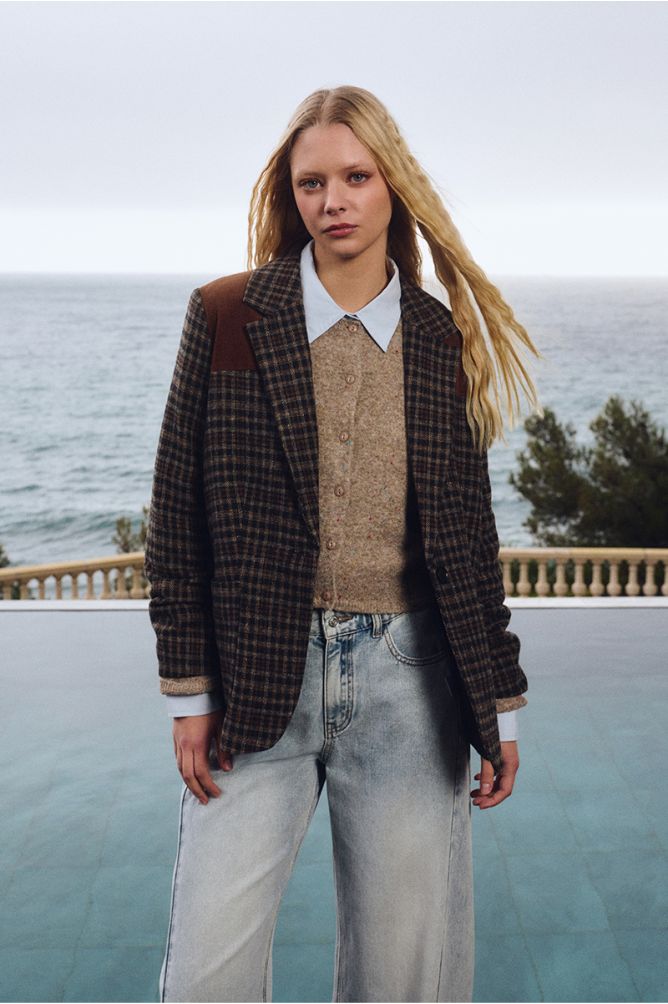 Bi-material plaid blazer
