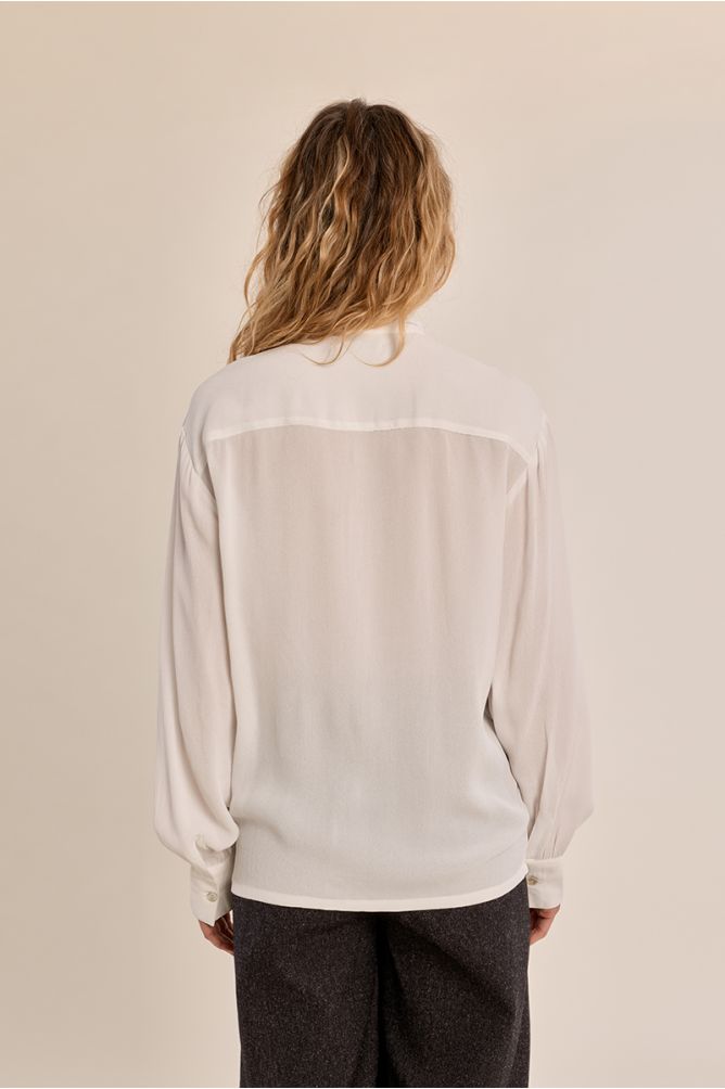 Blouse à col lavallière