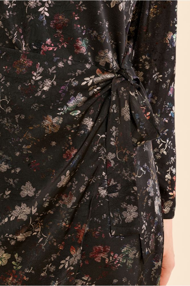 Vestido de manga larga con estampado y lazada