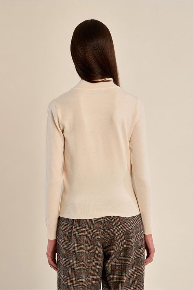 Fine knit sweater, bow detail