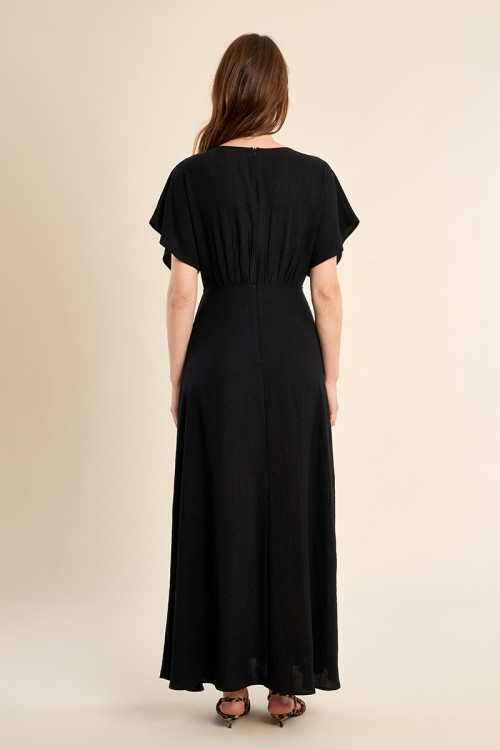 Robe longue, col V
