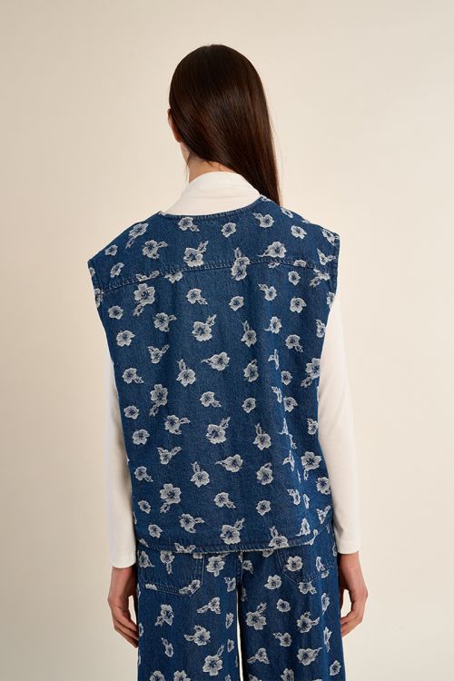 Chaleco vaquero con estampado