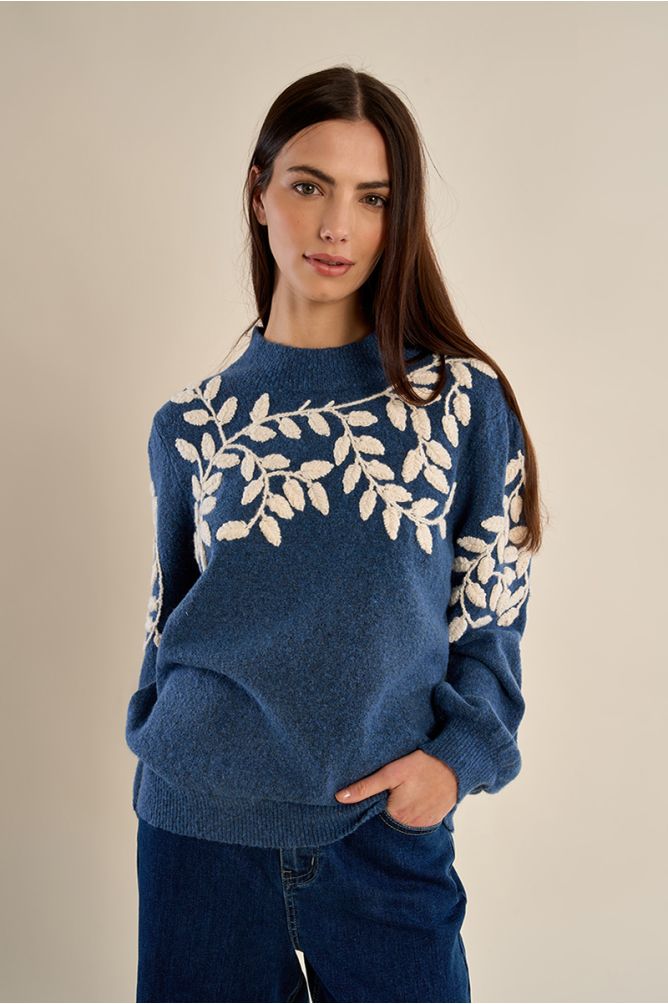 Pull col montant, broderies florales