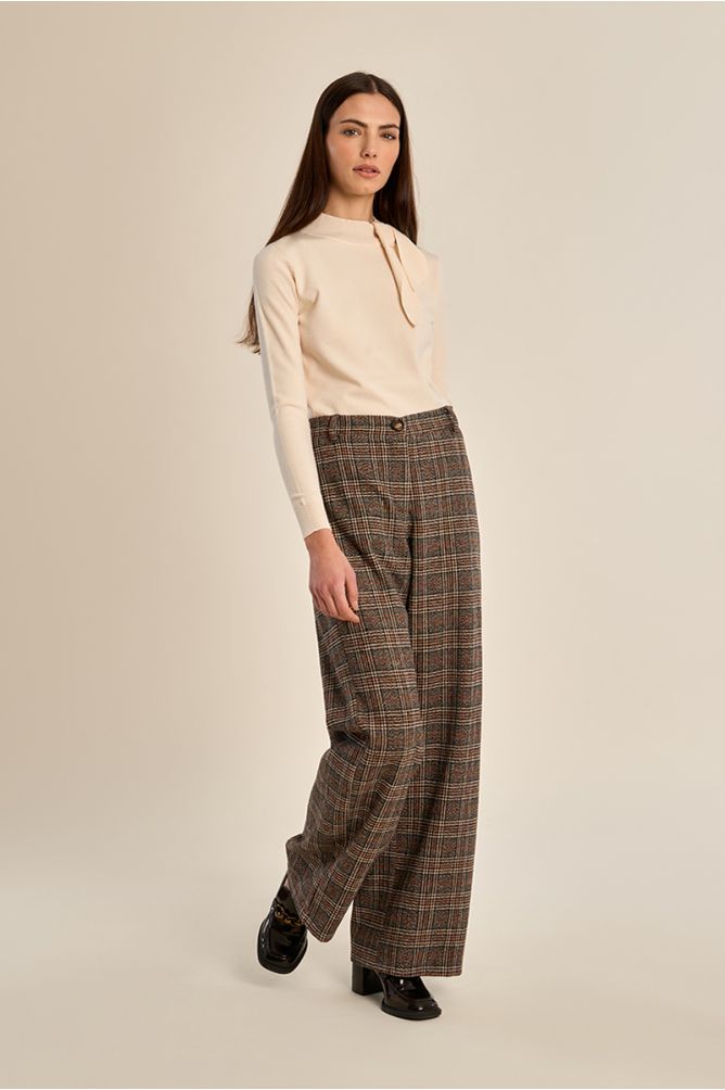Plaid flared trousers