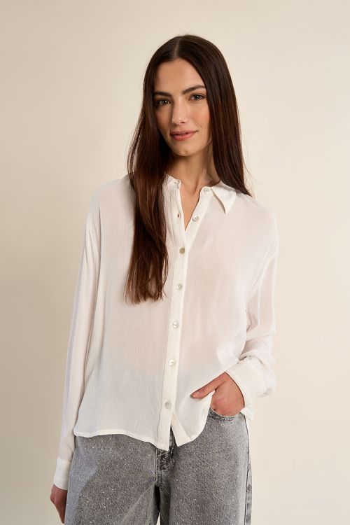 Chemise droite et fluide