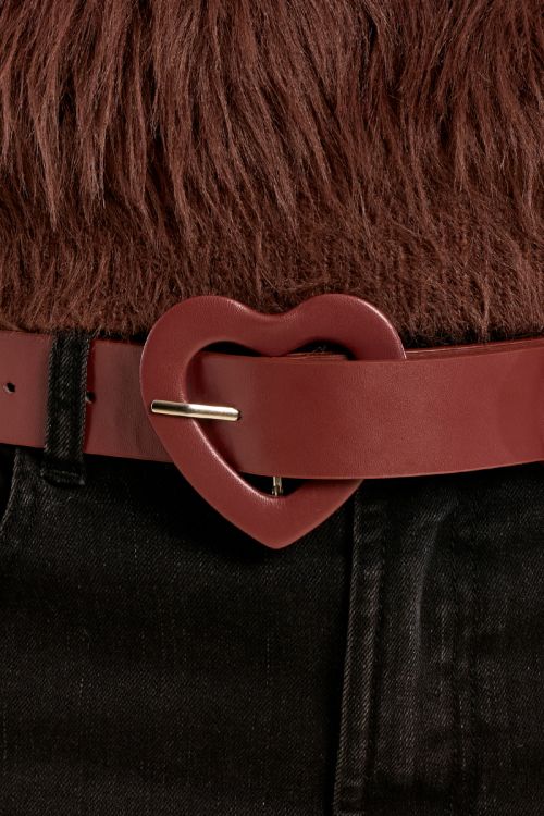 Cinturón con hebilla corazón