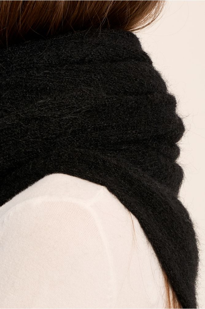 Tie scarf, openwork