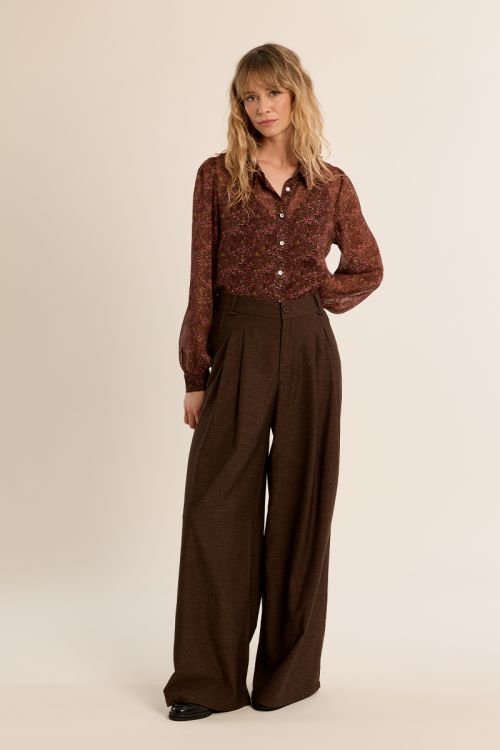 Pantalon taille haute, jambes larges