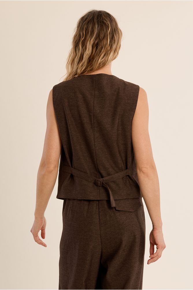 Sleeveless blazer with buttons