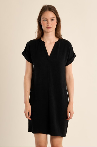 Robe courte et droite