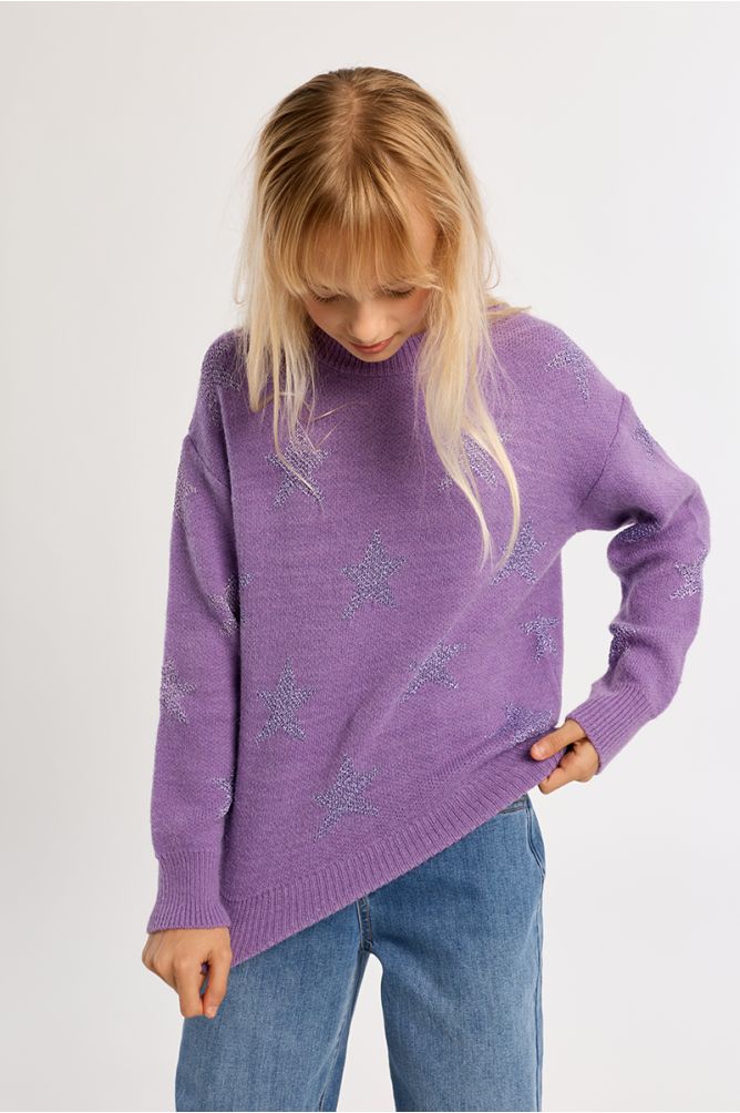 Knitted sweater with star patterns
