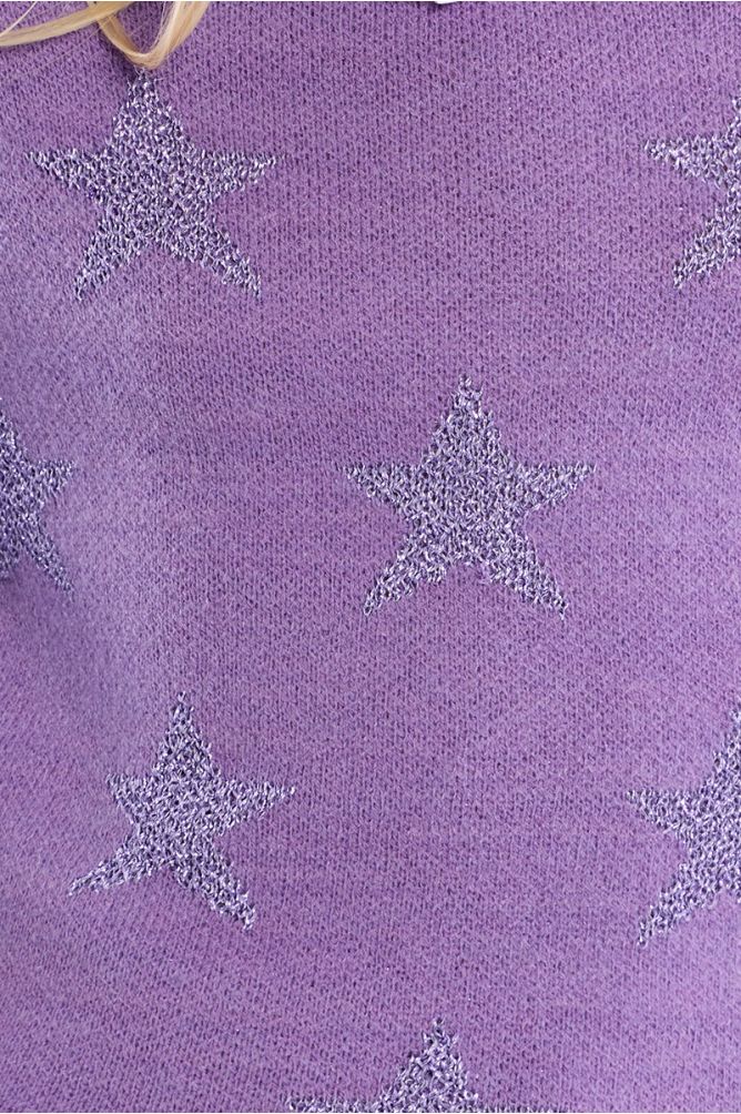 Knitted sweater with star patterns