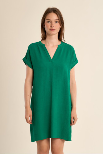 Robe courte et droite