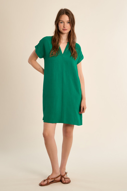 Robe courte et droite