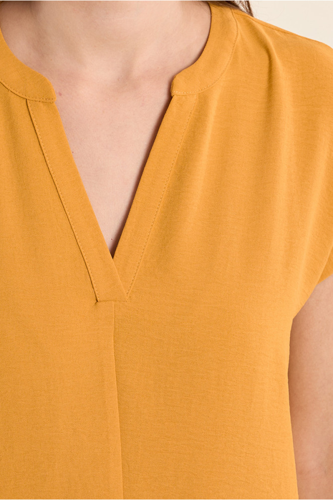 Robe courte et droite