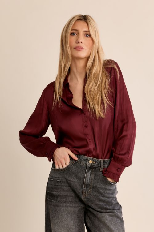 Satin crop shirt