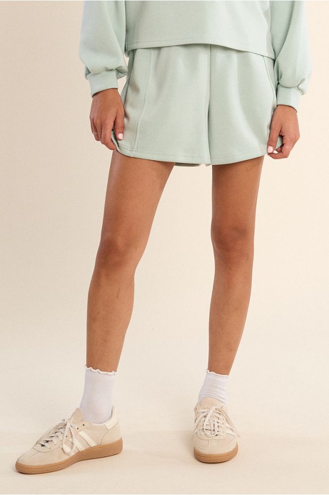 Short Colette