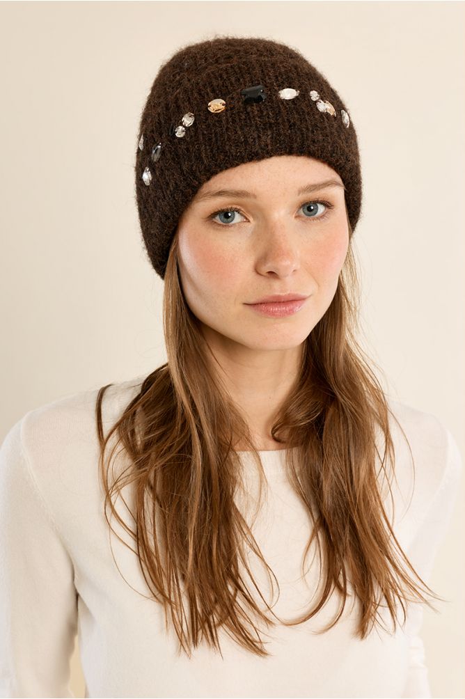 Knit hat, with rhinestones