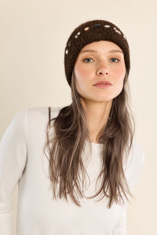 Knit hat, with rhinestones