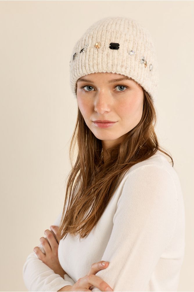 Knit hat, with rhinestones
