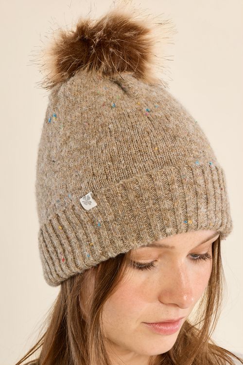 Bonnet en maille pailletée, à pompon