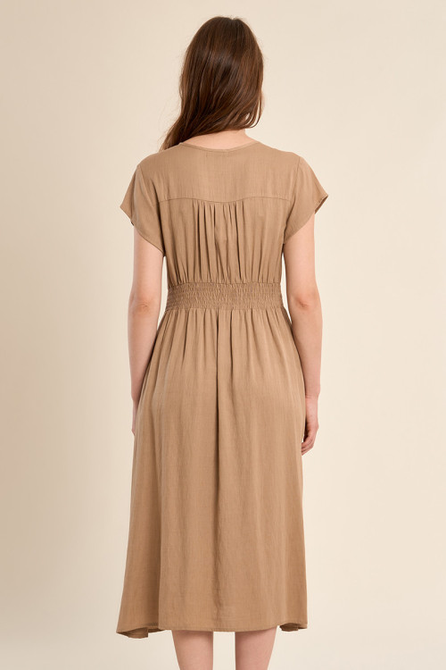 Robe midi, cintrée