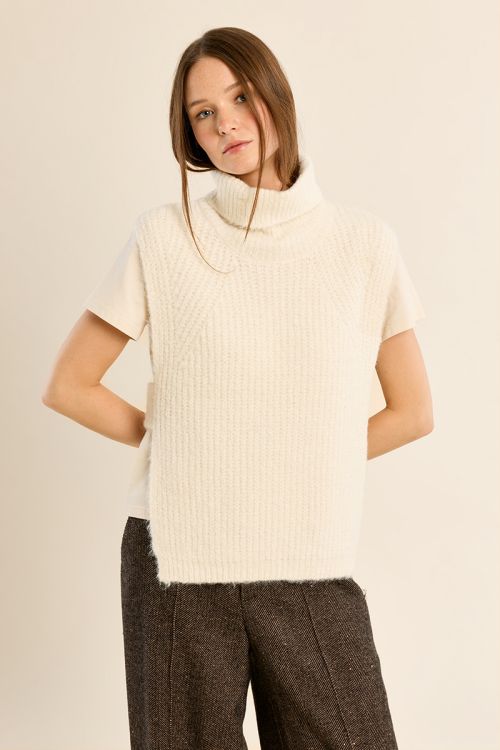 Pull col roulé en maille, sans manches