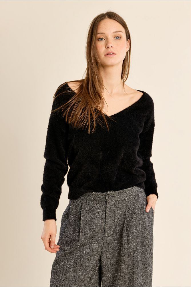 Pull duveteux, col V