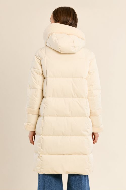 Veste à capuche matelassée