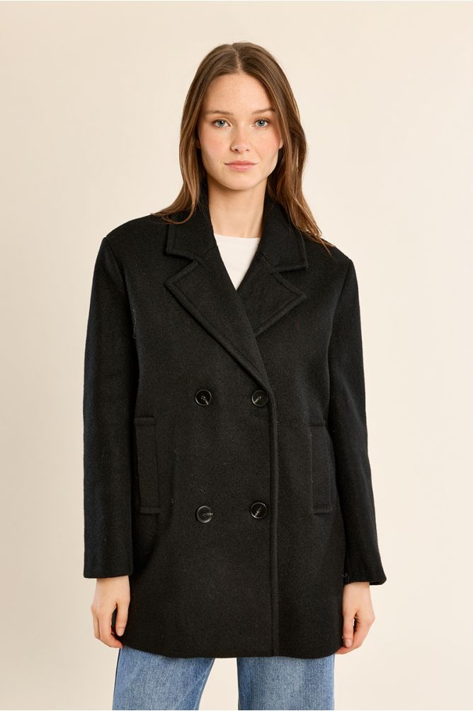 Short button-down coat
