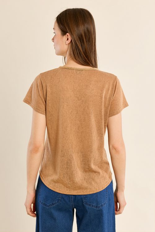 Camiseta de manga corta detalle ribete
