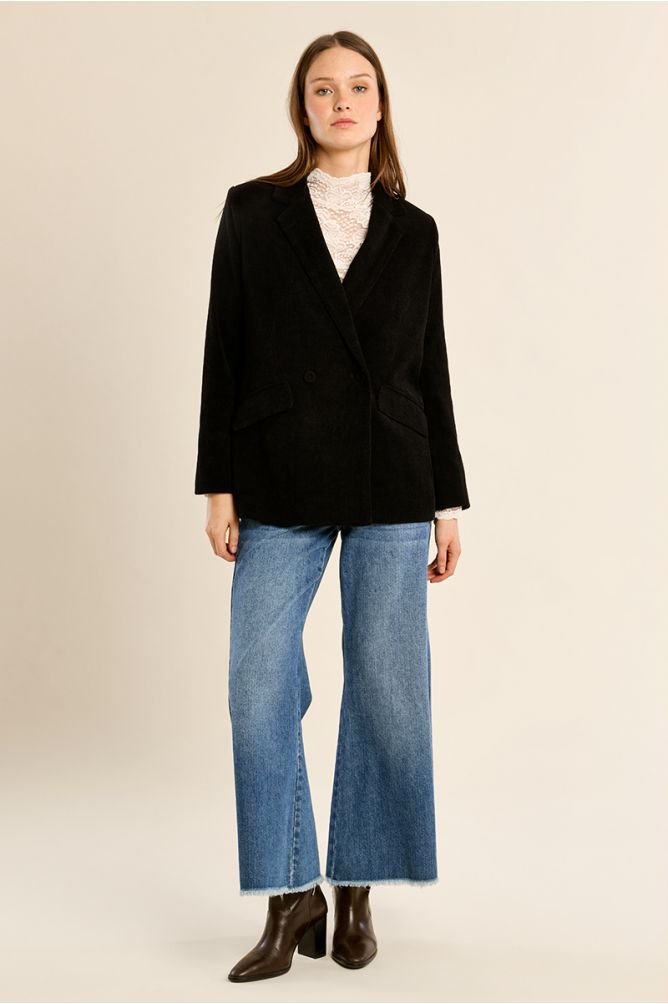 Blazer aterciopelado con cuello y solapa
