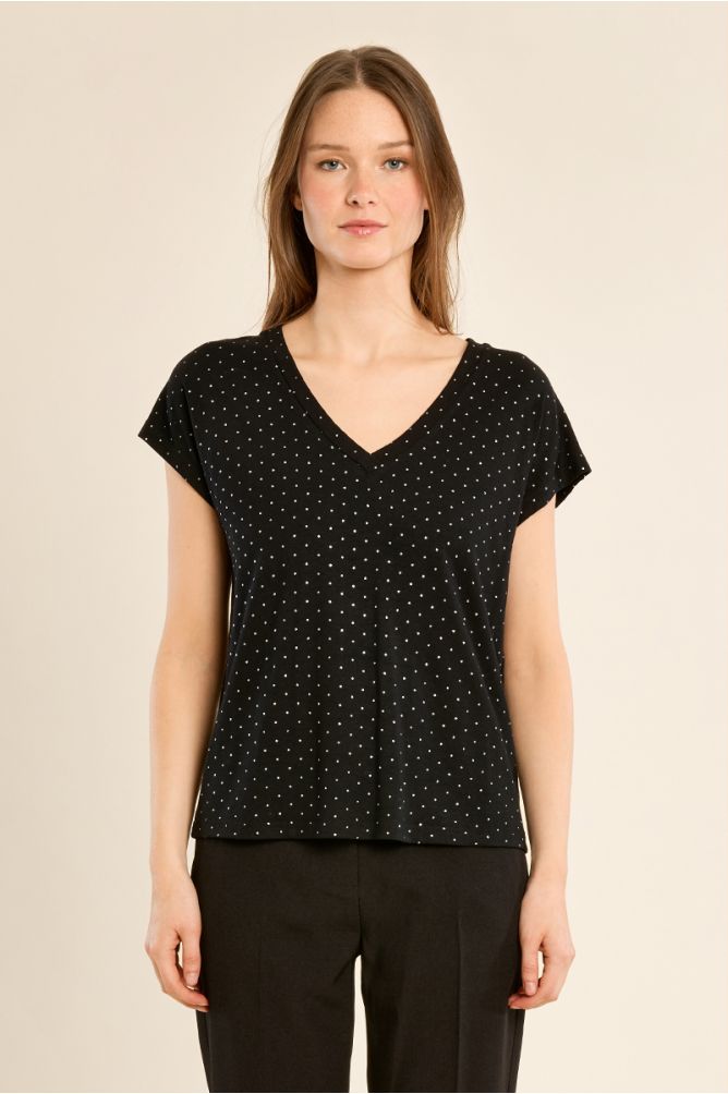 Polka dot V-neck T-shirt