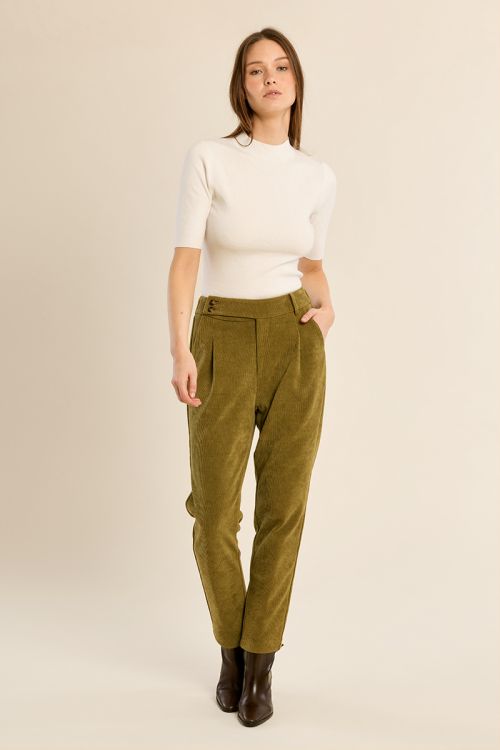 Pantalón tobillero de micropana