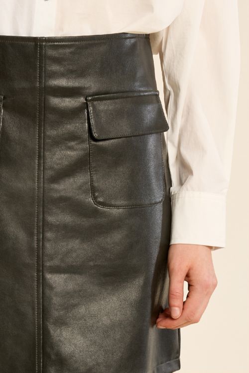 Flared skirt in faux leather