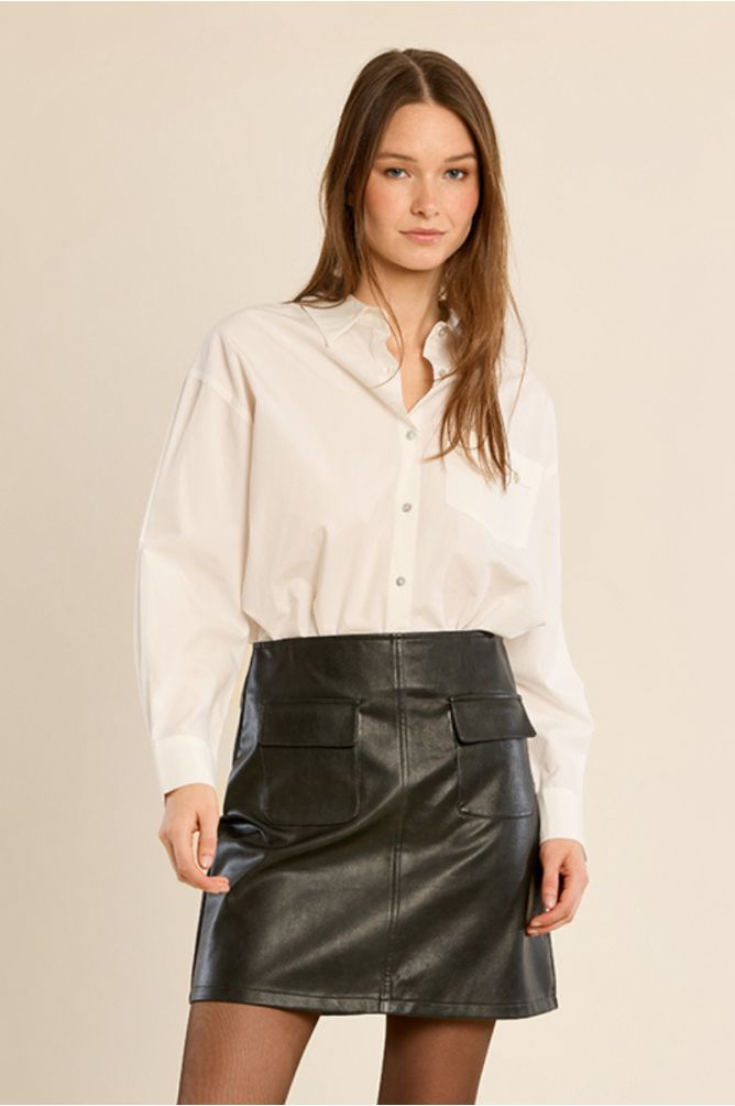 Flared skirt in faux leather